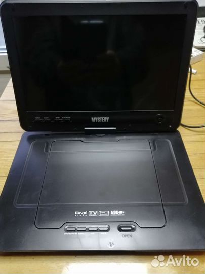 Портативный видеопроигрыватель