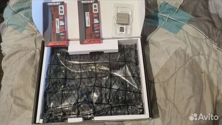 Ryzen 7 5700x комплект B550 32Gb 4000Мгц