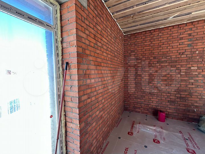 Дом 102 м² на участке 5,5 сот.