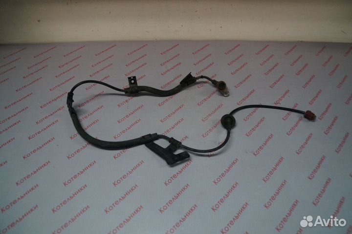 Nissan 47911-3J600 Датчик ABS левый передний