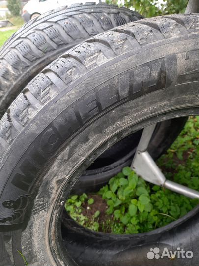 Michelin Energy MXV4 215/65 R16
