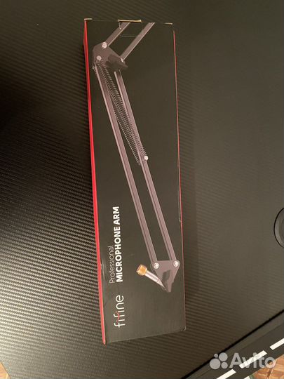 Пантограф для микрофона