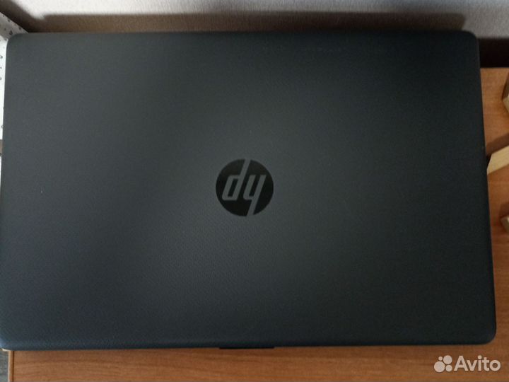 Ноутбук HP 250 G7