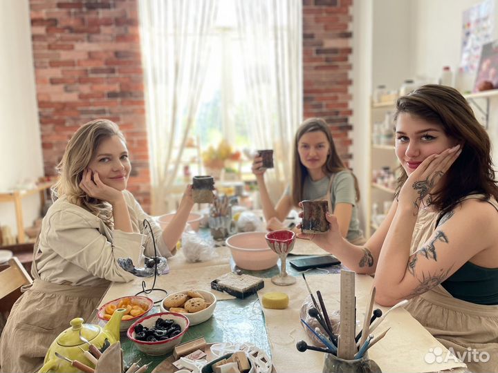 Девичник в гончарной студии