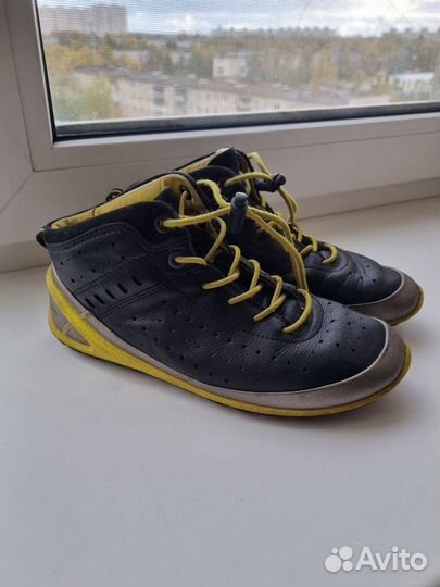 Ботинки ecco р 32