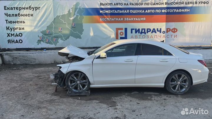 Блок управления стояночным тормозом Mercedes-Benz CLA 200 (C117) 2469004512