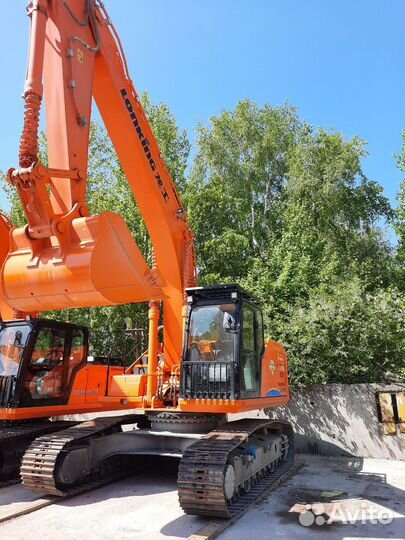 Гусеничный экскаватор Lonking CDM6266, 2023