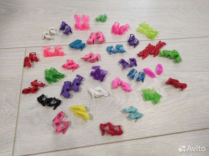 Велосипед и обувь Барби