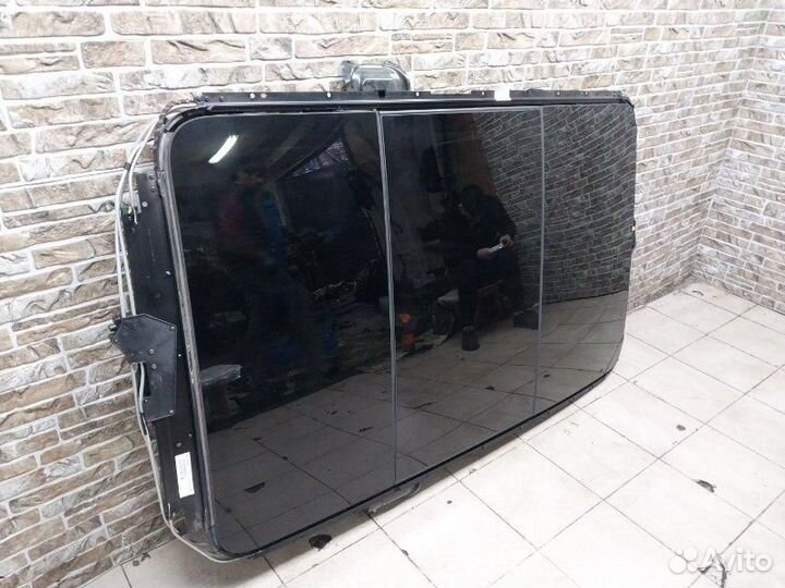 Стекло панорамной крыши Audi Q7