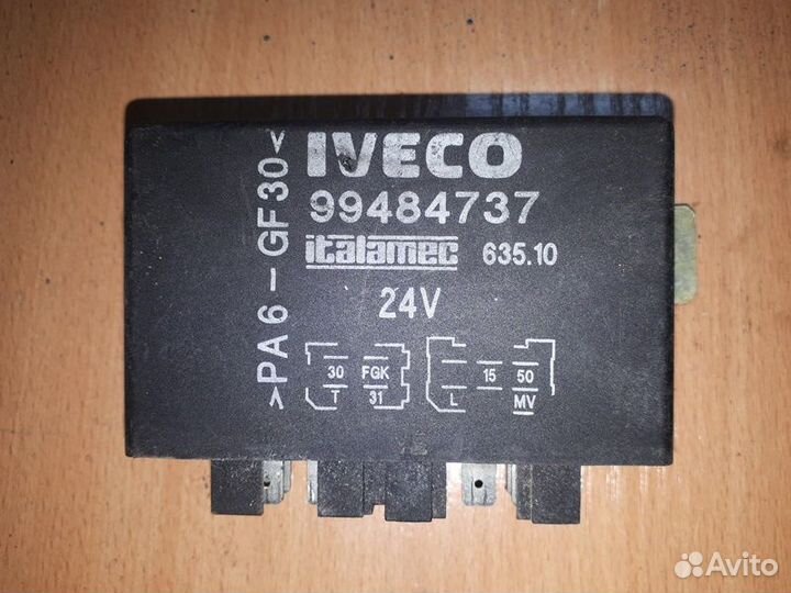 Реле переключения поворотников iveco EuroTech (01