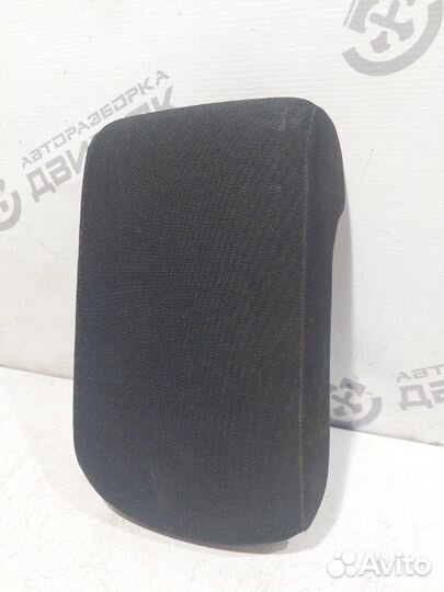 Подлокотник Mitsubishi Lancer 10 1.6 MT 2013