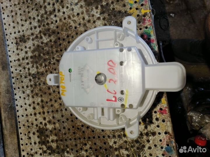 Мотор печки Toyota Land Cruiser 200 4.5л 1VD-FTV