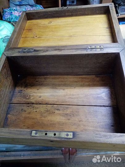 Ларец старинный с замком. Дубовый