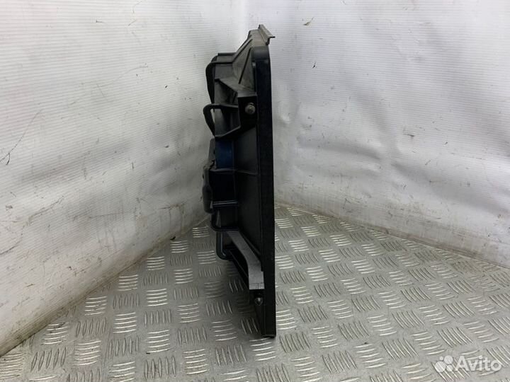 Диффузор вентилятора правый Honda Cr-V 3 RE K24