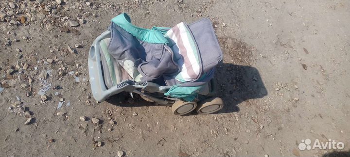 Прогулочная коляска