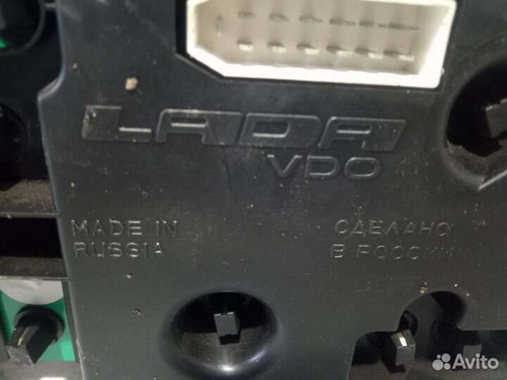 Панель приборов (щиток) LADA 2114 21150380101004