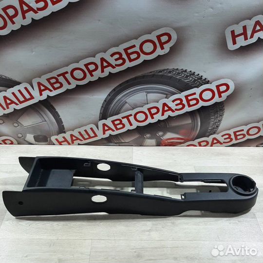 Консоль центральная Chevrolet Aveo Т 250 2010