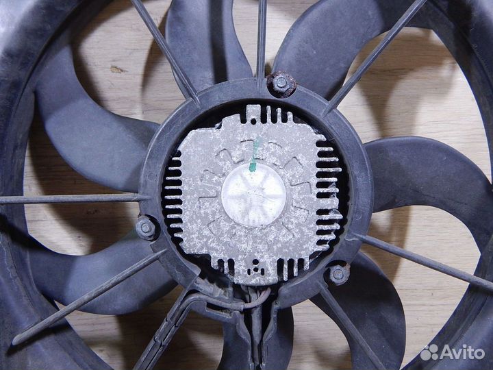 Вентилятор радиатора Vw Passat B6