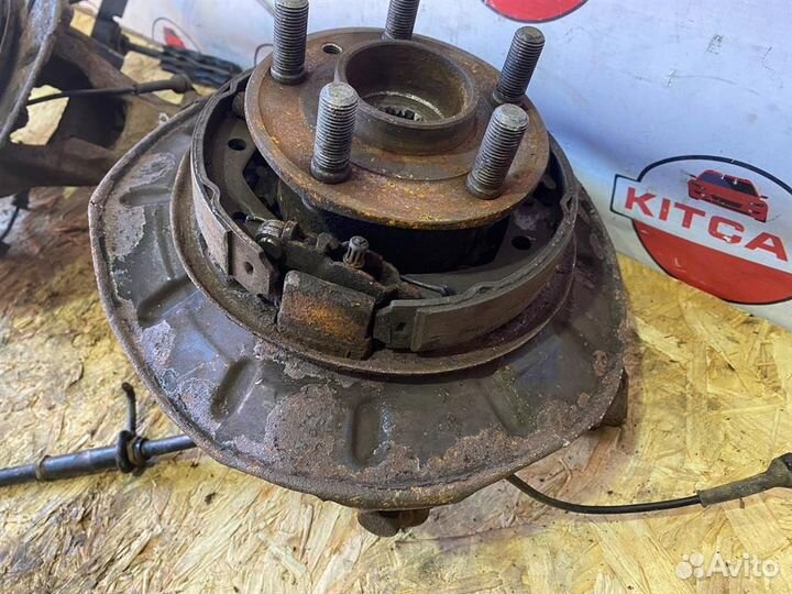 Кулак задний LR Freelander 2