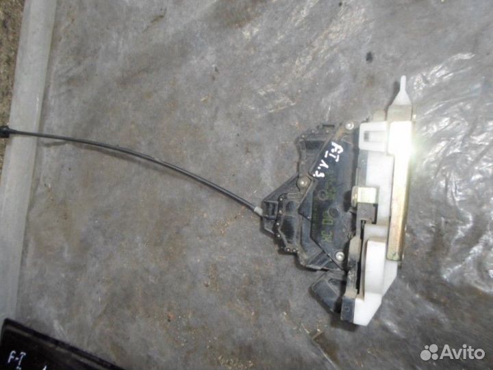 Замок двери задней левой 3 контакта Ford Focus 1 1