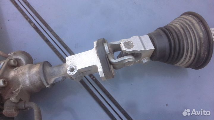 Кардан рулевой нижний Mercedes Benz e210