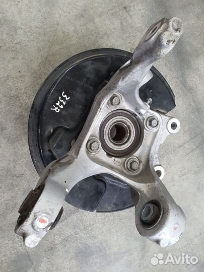 Кулак поворотный передний со ступицей Ford Mustang