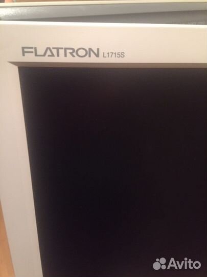 Монитор LG Flatron L1715S