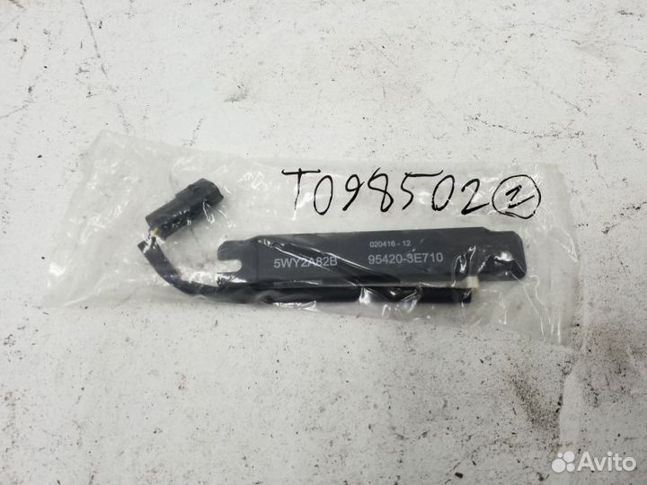 Антенна противоугонной системы Hyundai Solaris