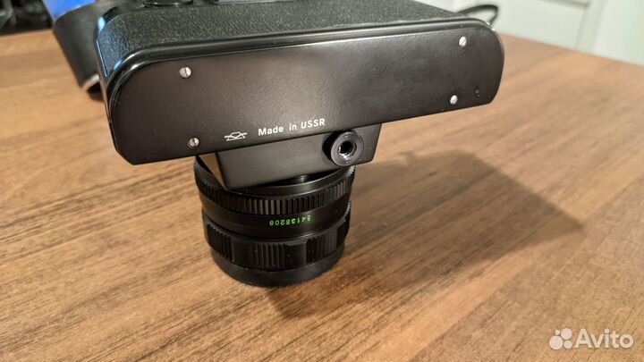 Зеркальный пленочный фотоаппарат Зенит 12 сд