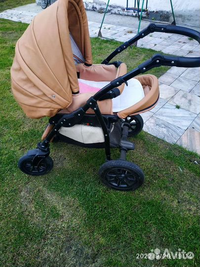 Продам коляску 2 в 1