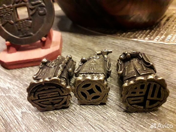 Статуэтки латунь