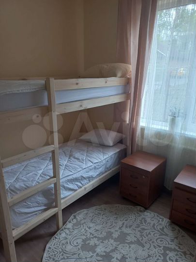 Комната 17 м² в 3-к., 1/3 эт.