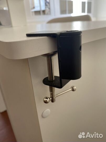 Лампа на струбцине