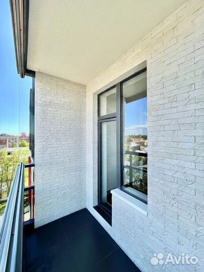 Дверь балконная