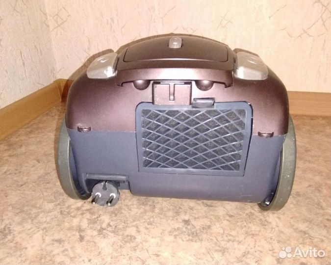 Пылесос Scarlett