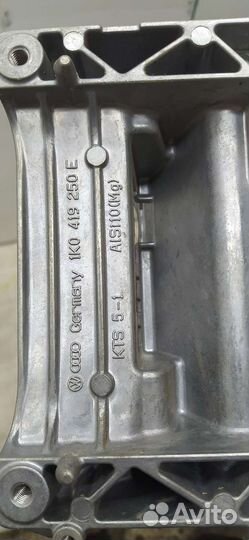 Кронштейн рулевой рейки Skoda Octavia A5