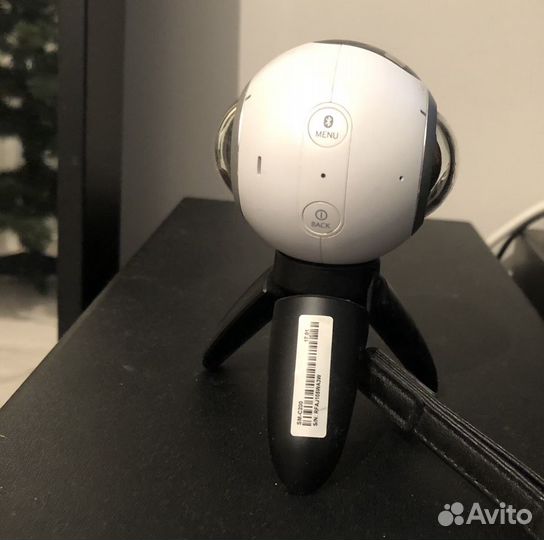 Панорамная видео/веб камера Samsung Gear 360