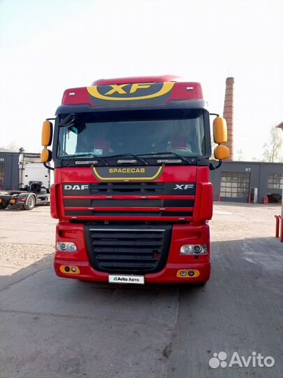 DAF XF 105.460 с полуприцепом, 2009