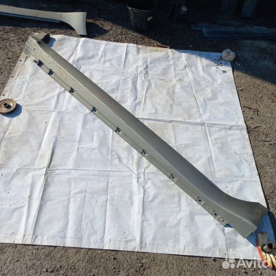 Накладка порога левая Jaguar Xj 1