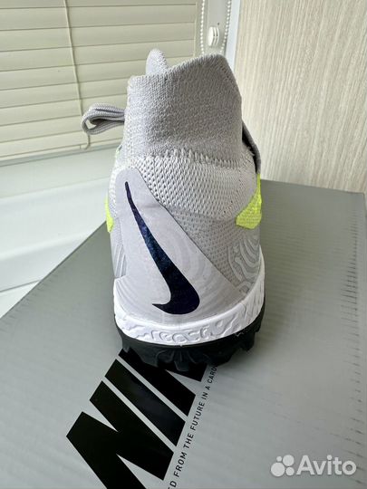 Детские сороконожки Nike Phantom