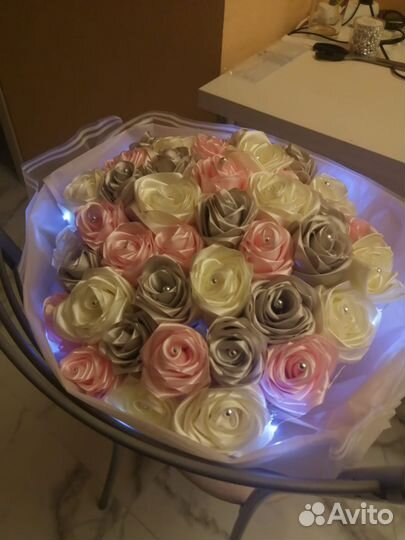 Букет из атласных лент