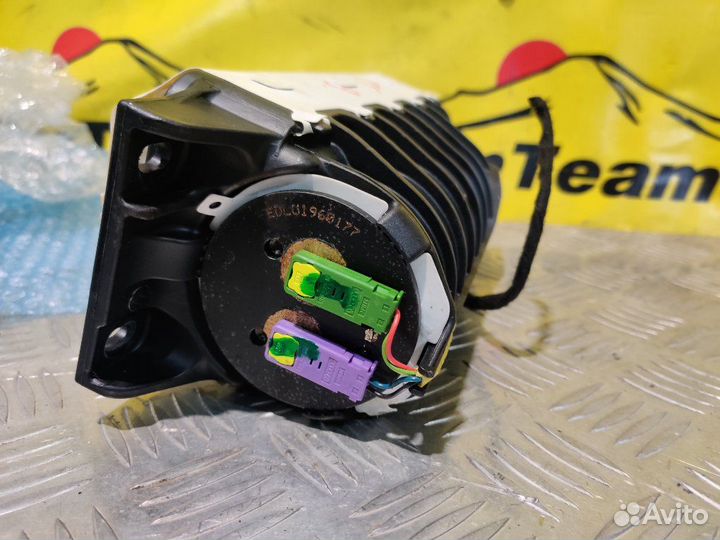 Подушка безопасности пассажира Audi Tt 8J3 ccza