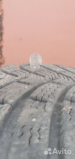 Michelin X-Ice North XIN2 215/55 R17