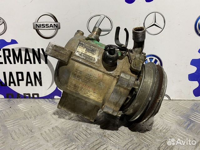 Компрессор кондиционера BMW E30 2L