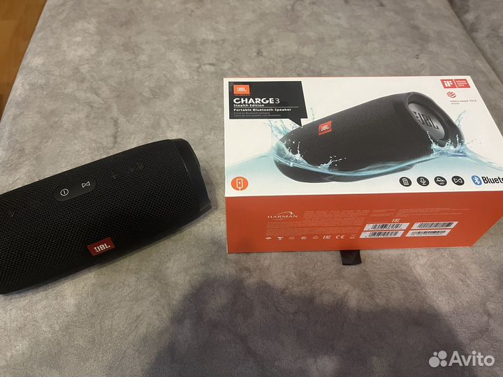 Колонка jbl charge 3