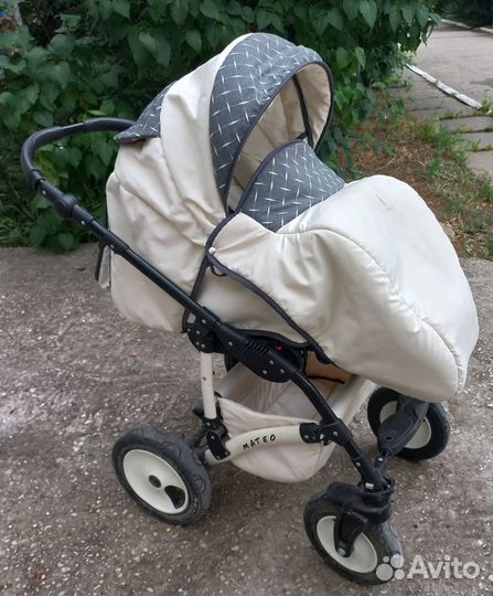 Продам коляску, в которой ребёнок засыпает быстро