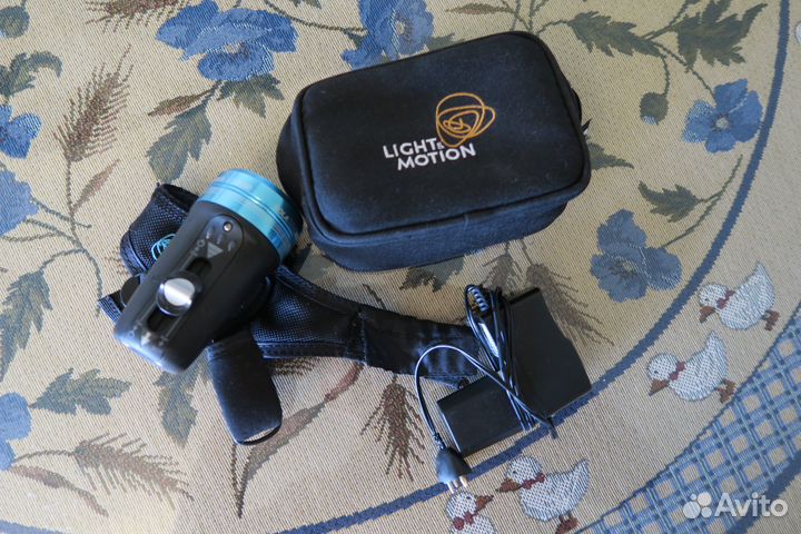 Подводный фонарь Light&Motion 800 solo