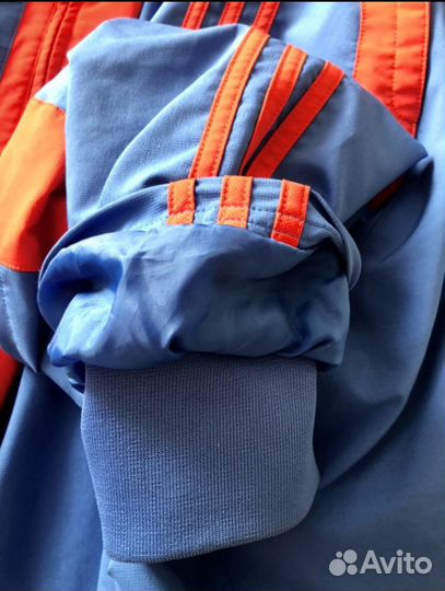 Мужской спортивный костюм