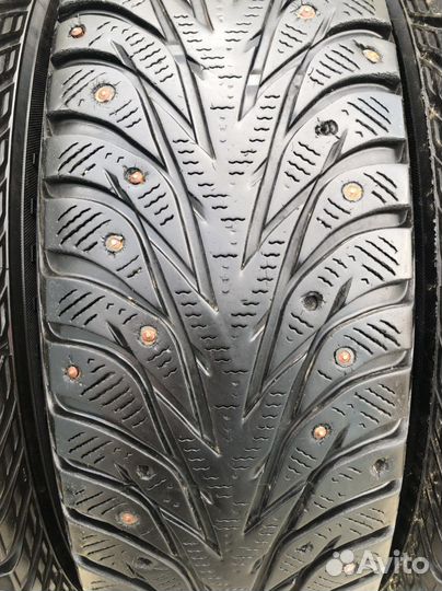 Yokohama Ice Guard IG35 215/70 R16