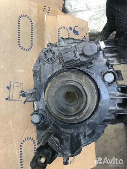 Фара правая Nissan Juke F15